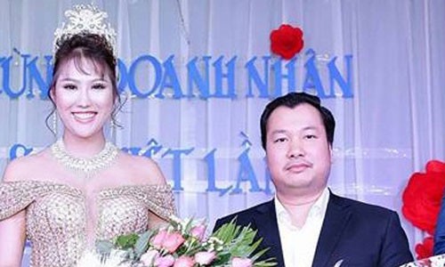 Chia tay tình cũ đại gia, Phi Thanh Vân vẫn được tặng quà tiền tỷ